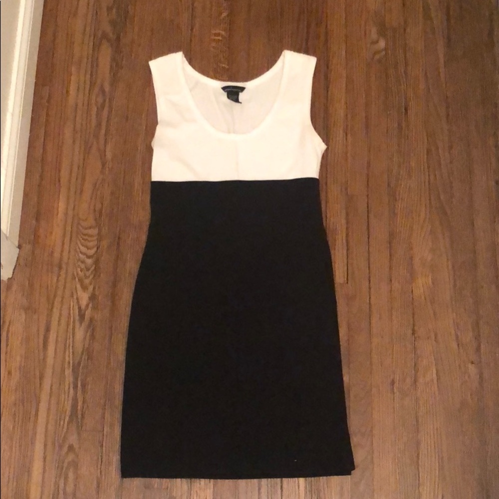 Black/White Color Block Dress